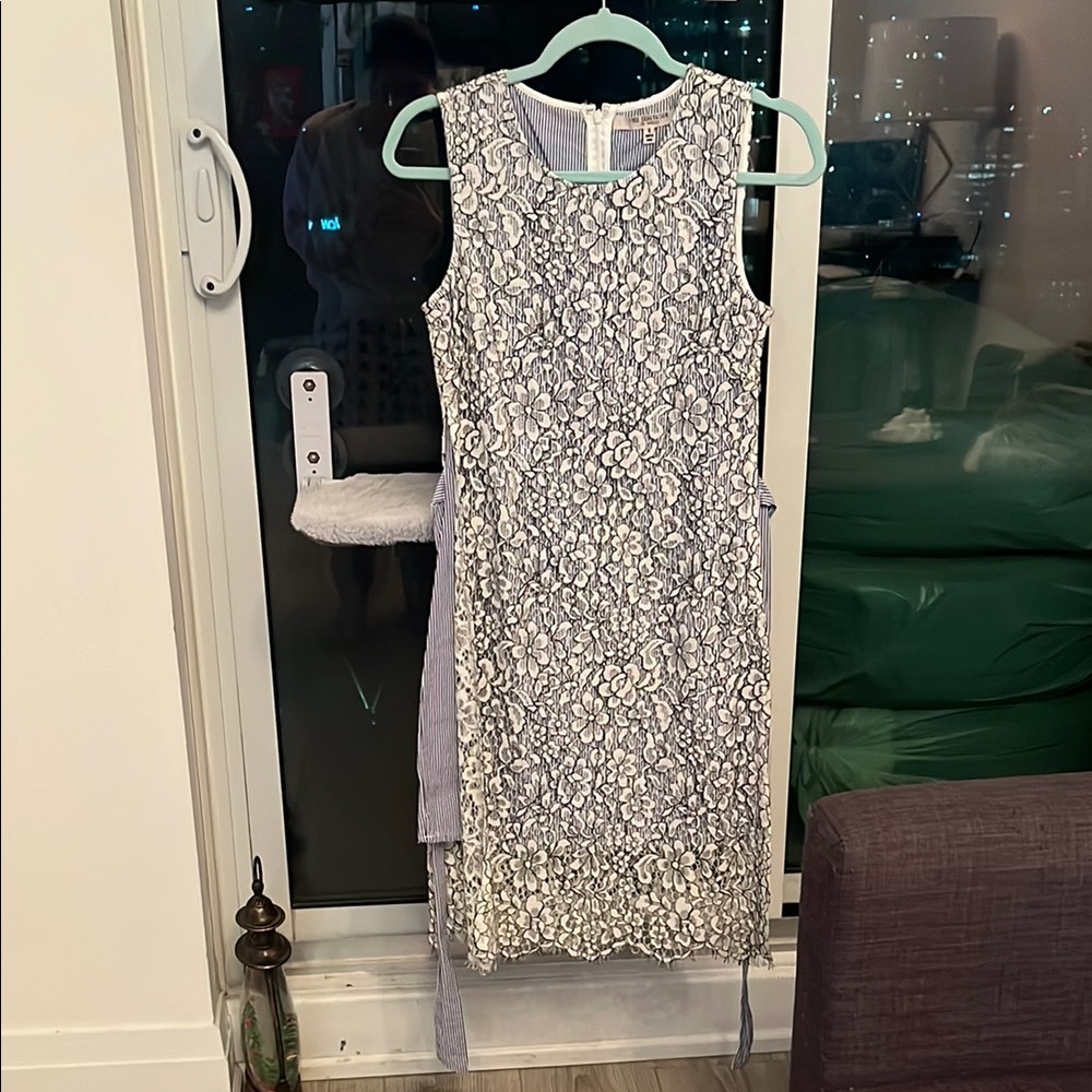 Elegant Lace Dress in White and Blue